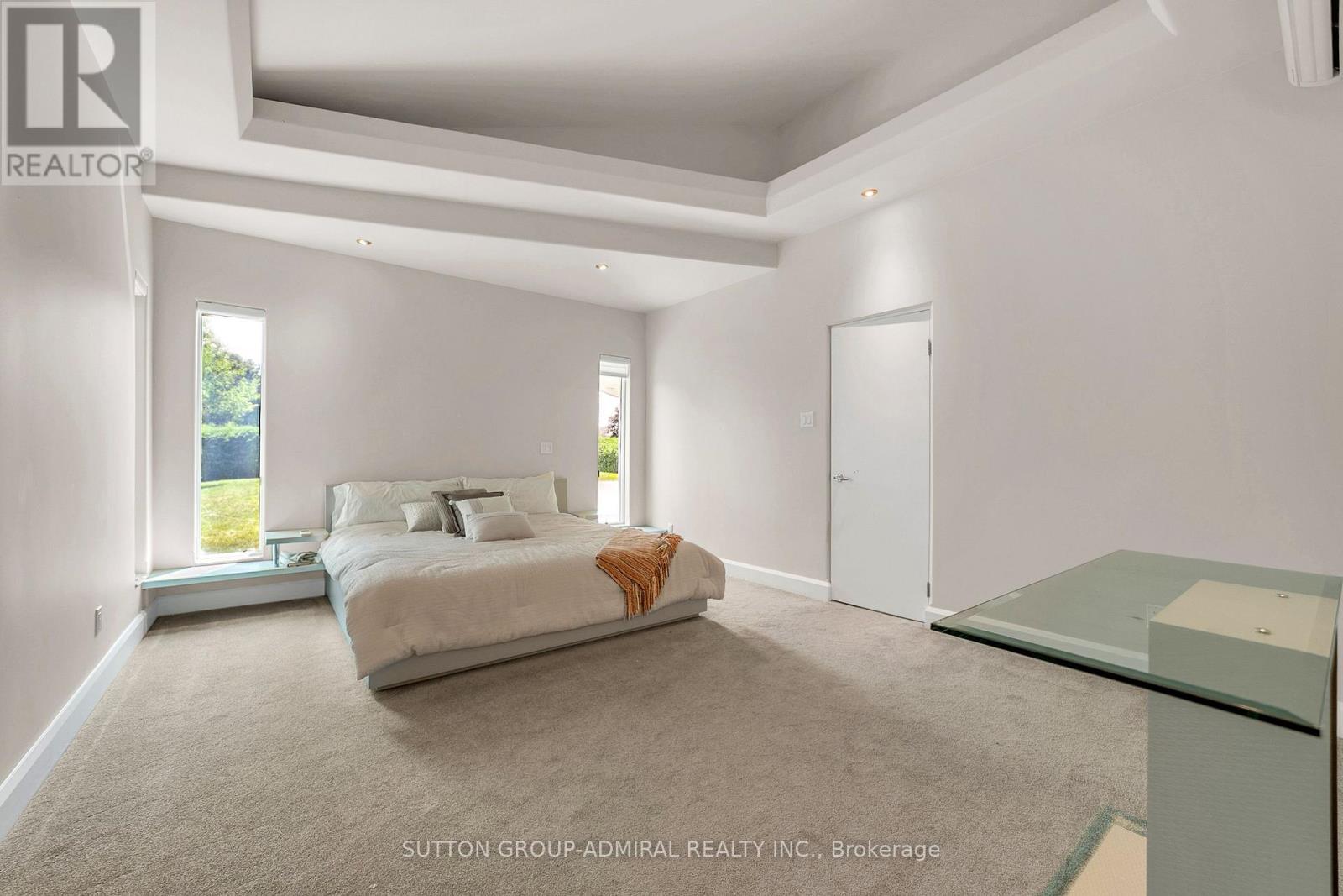 10 BECK BOULEVARD - Image 35