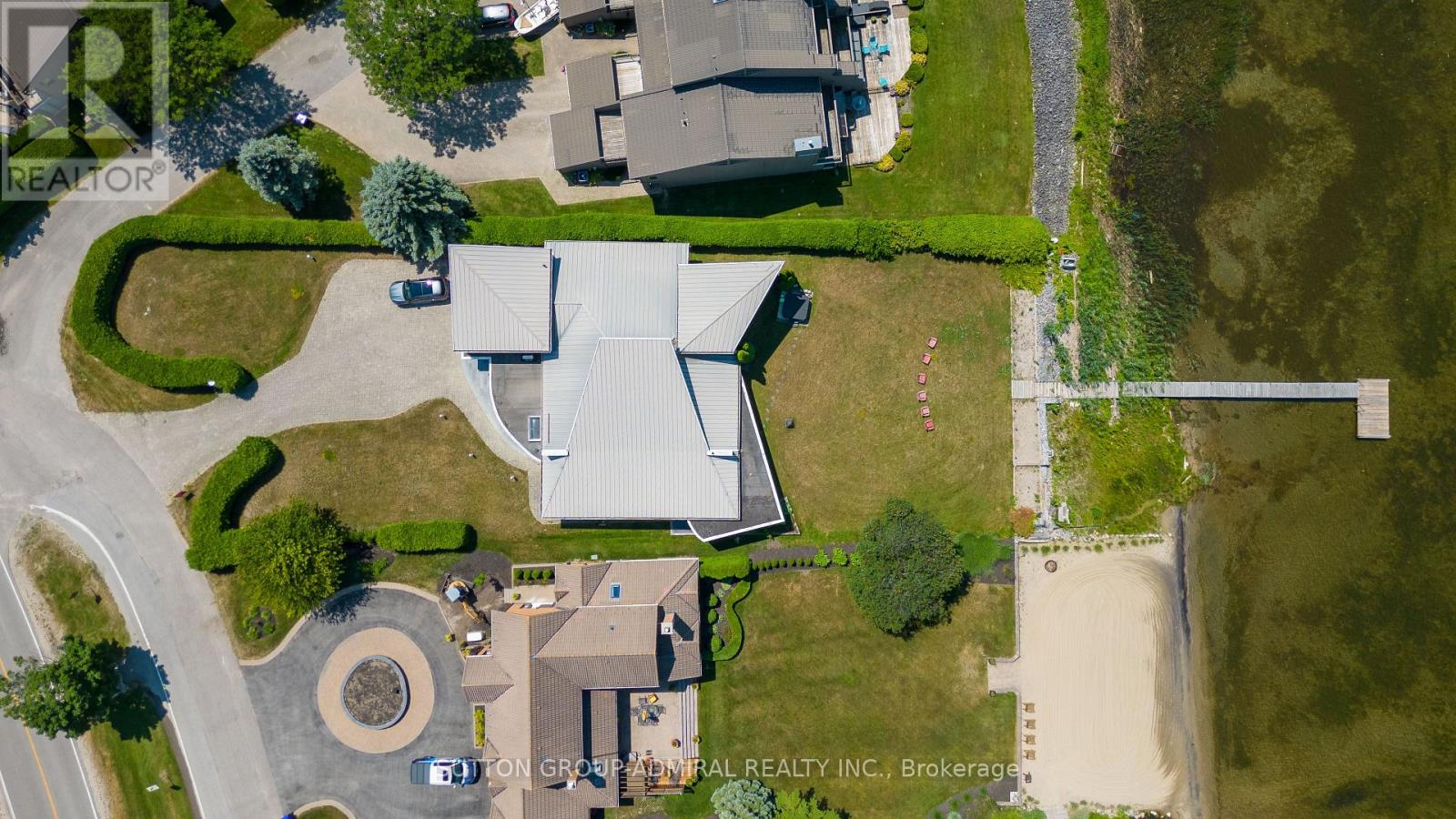 10 BECK BOULEVARD - Image 44