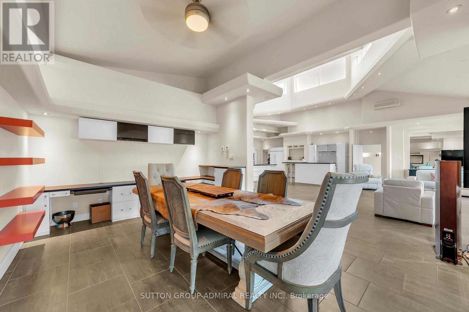10 BECK BOULEVARD - Image 48