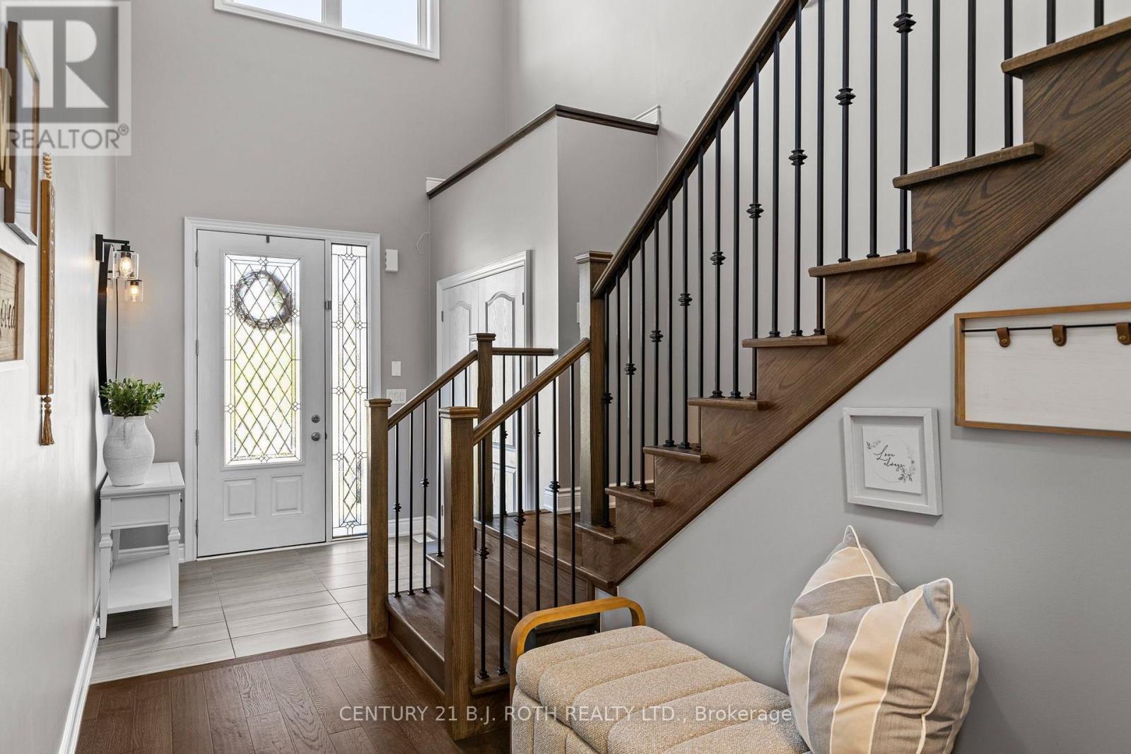 3015 ANNALYSSE DRIVE - Image 27