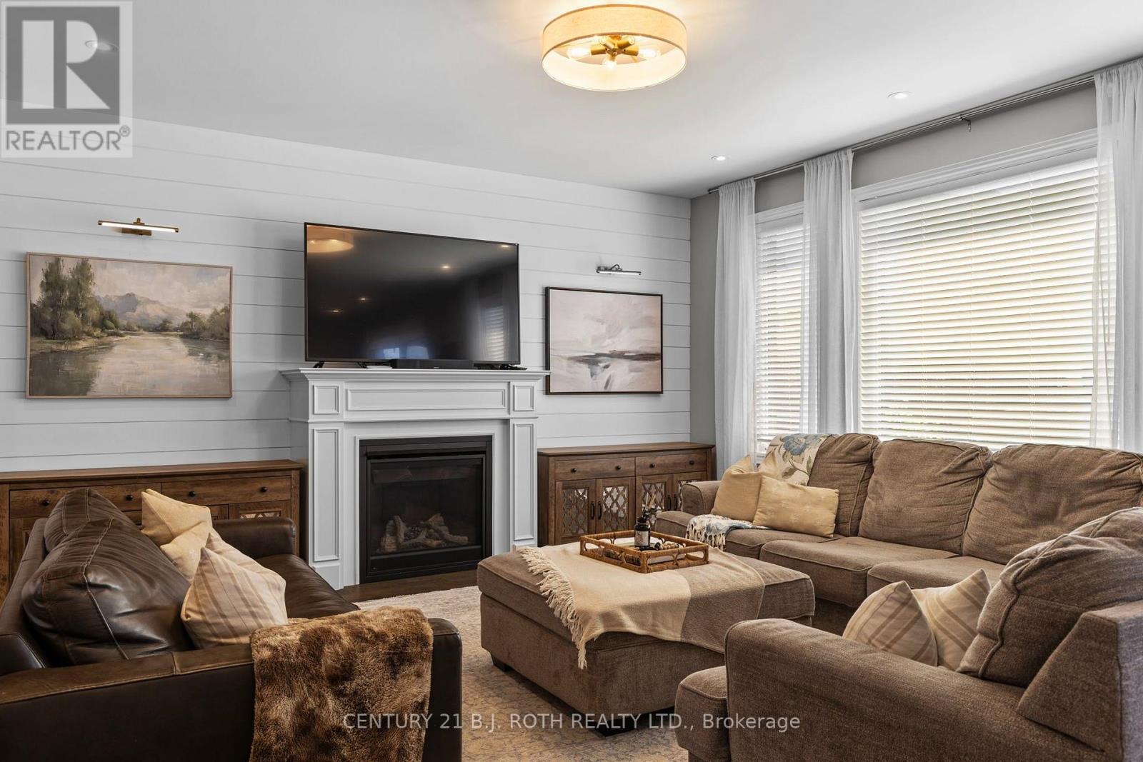 3015 ANNALYSSE DRIVE - Image 6