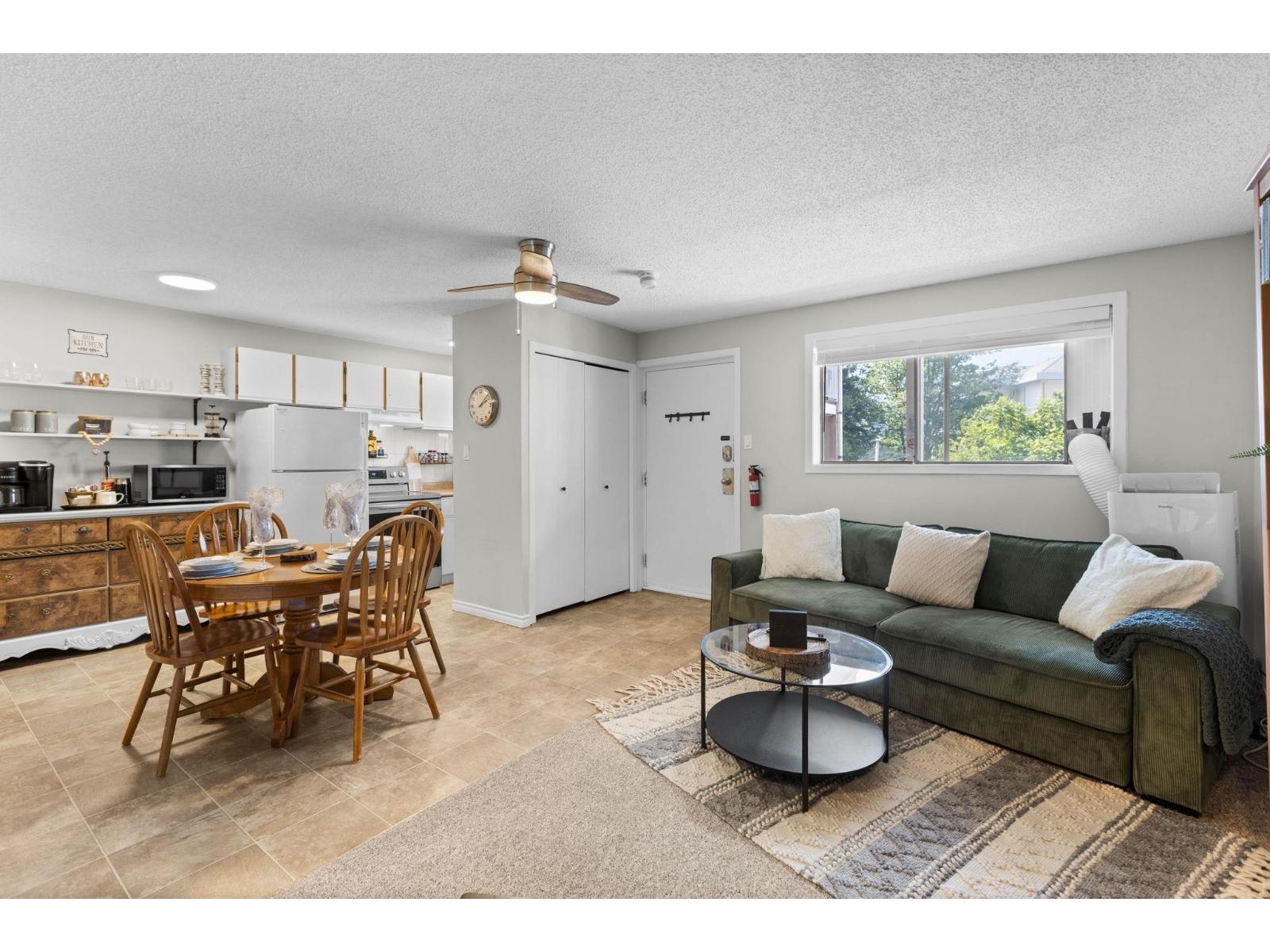 13 450 ESPLANADE AVENUE, Harrison Hot Springs, Harrison Hot Springs
