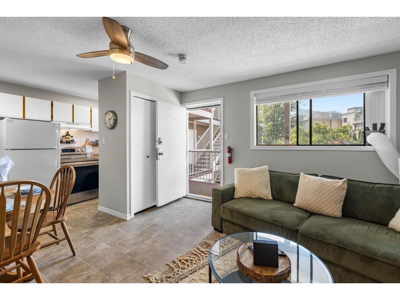 13 450 ESPLANADE AVENUE, Harrison Hot Springs, Harrison Hot Springs