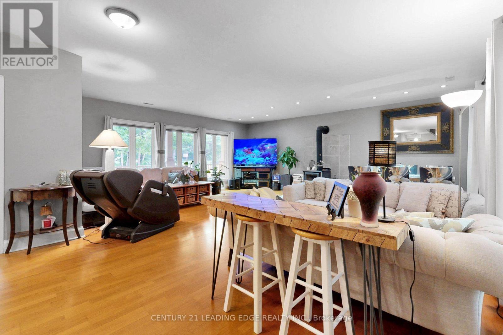 72 BOLSOVER ROAD - Image 8