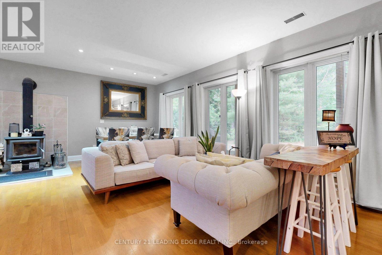 72 BOLSOVER ROAD - Image 9