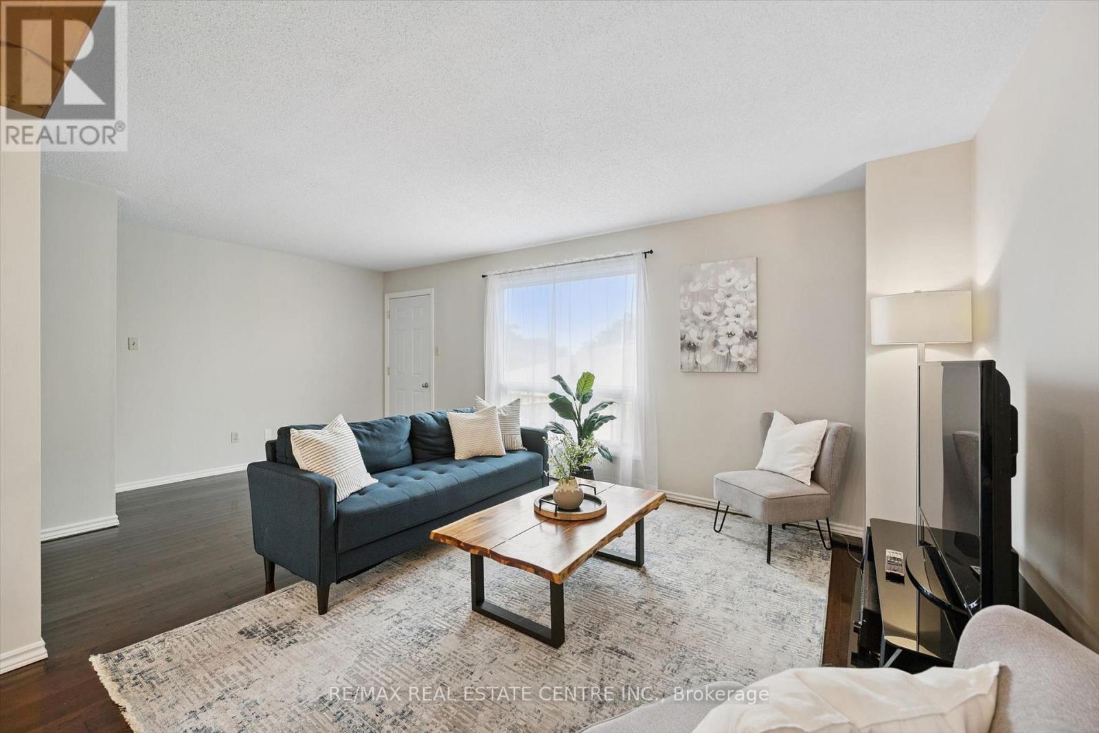 #15 265 WILLIAMSBURG ROAD - 12