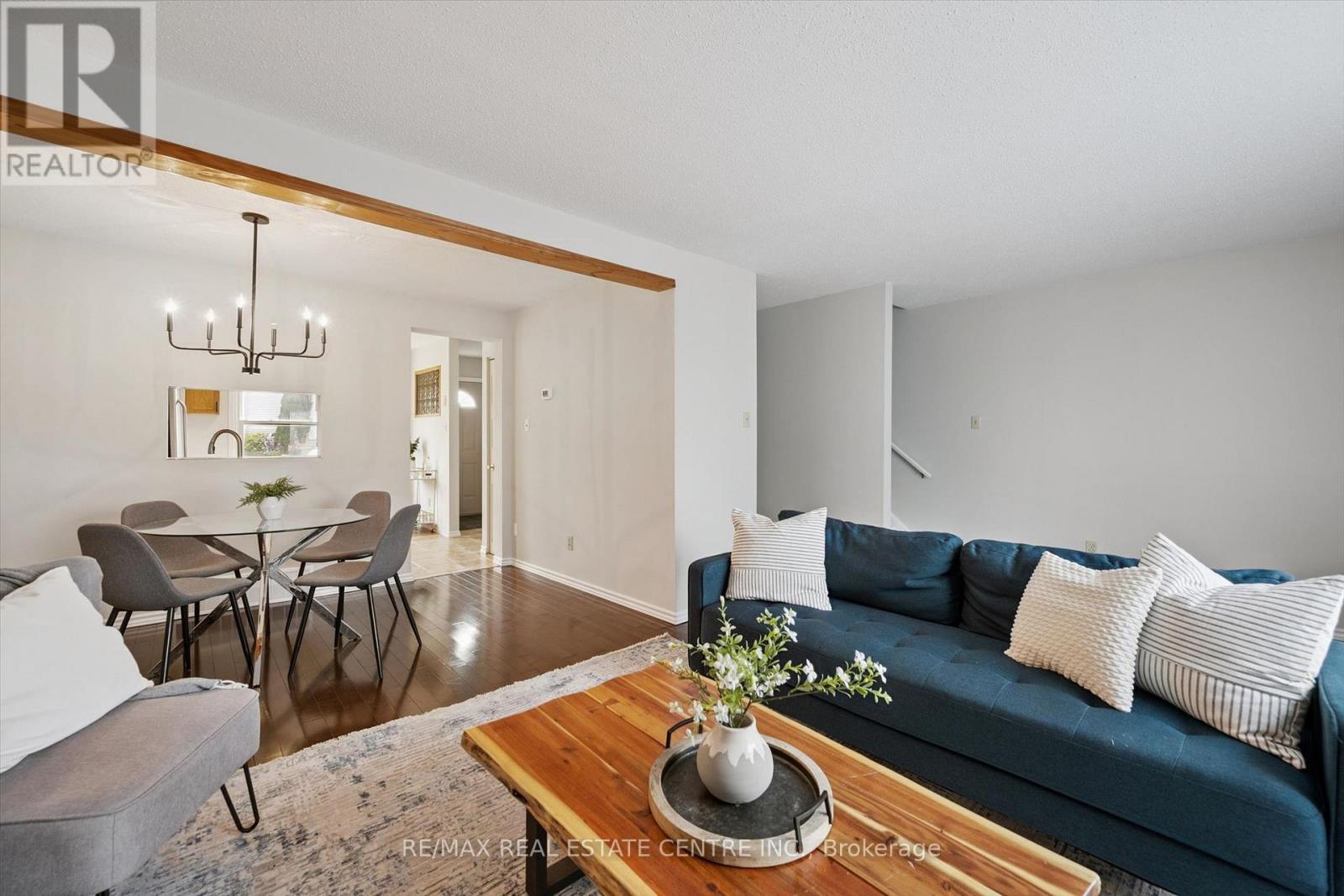 #15 265 WILLIAMSBURG ROAD - 13