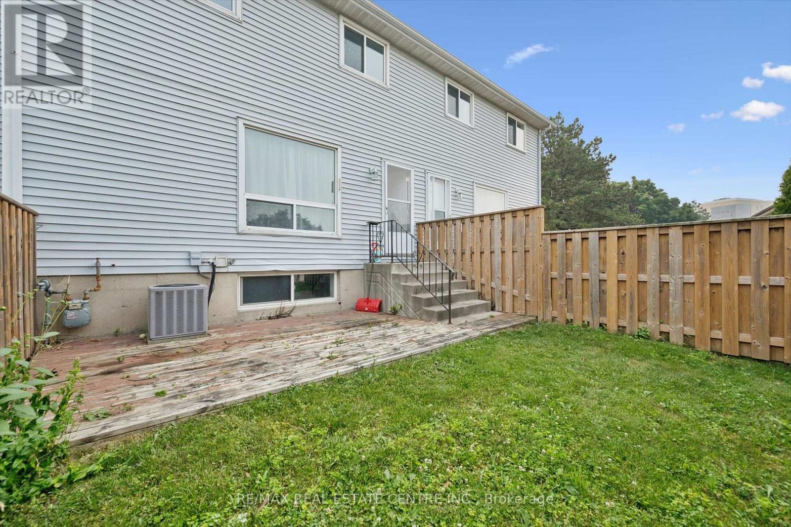 #15 265 WILLIAMSBURG ROAD - 31