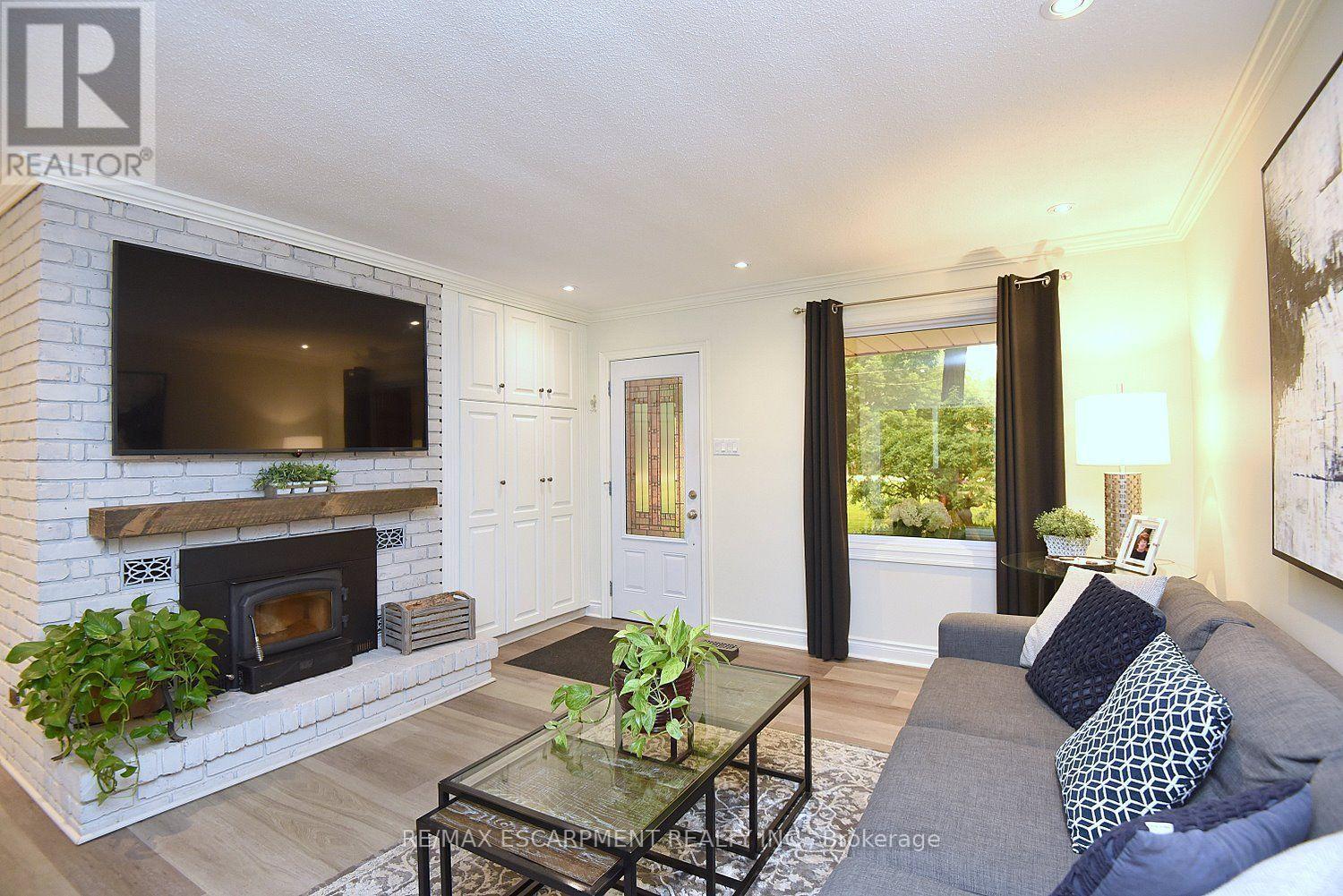421 8TH CONCESSION ROAD E - 28
