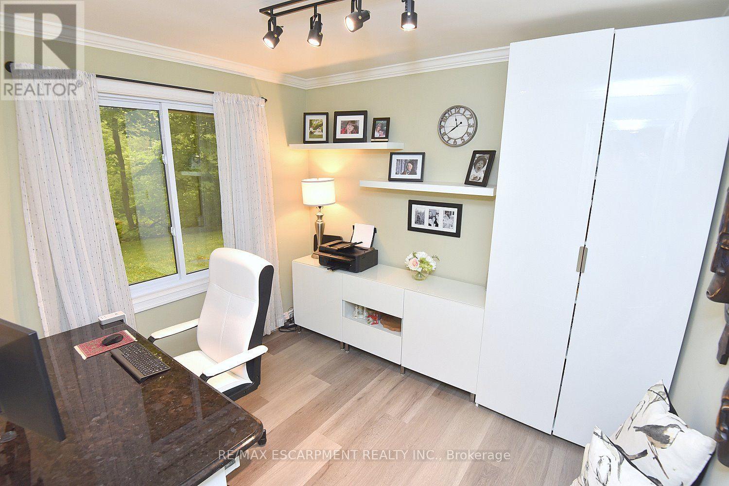 421 8TH CONCESSION ROAD E - 29