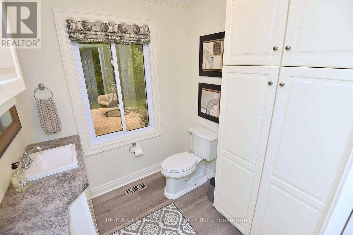 421 8TH CONCESSION ROAD E - 30