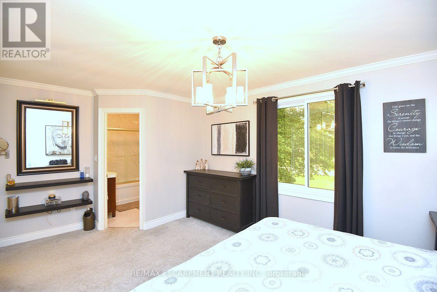 421 8TH CONCESSION ROAD E - 32