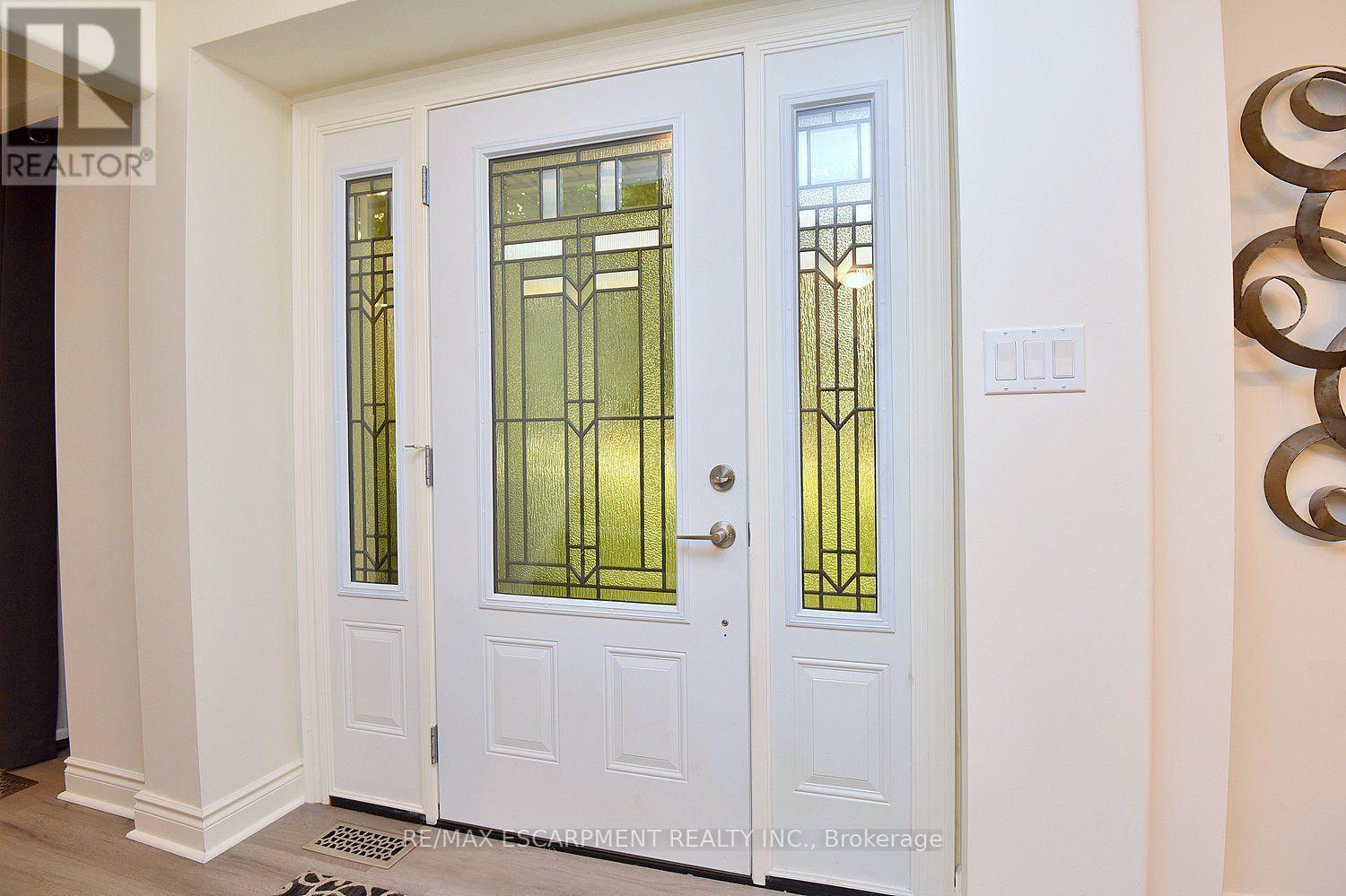 421 8TH CONCESSION ROAD E - 9