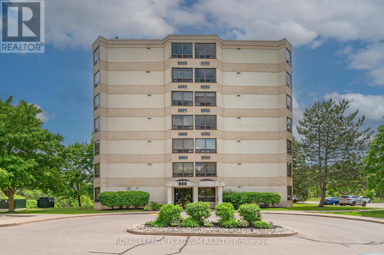 #401 688 PRESTON PARKWAY - 24
