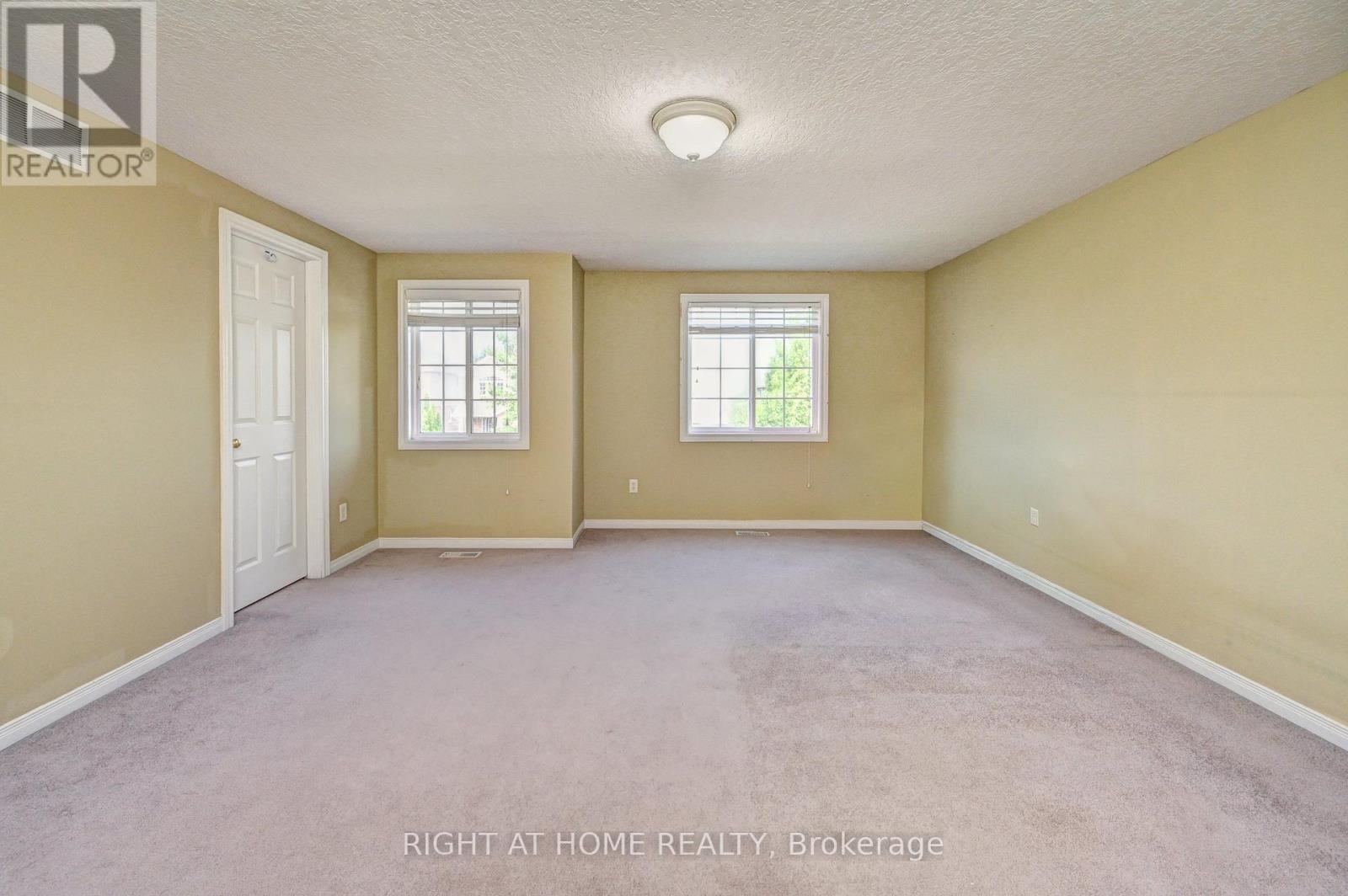 760 PARIS BOULEVARD - Image 21