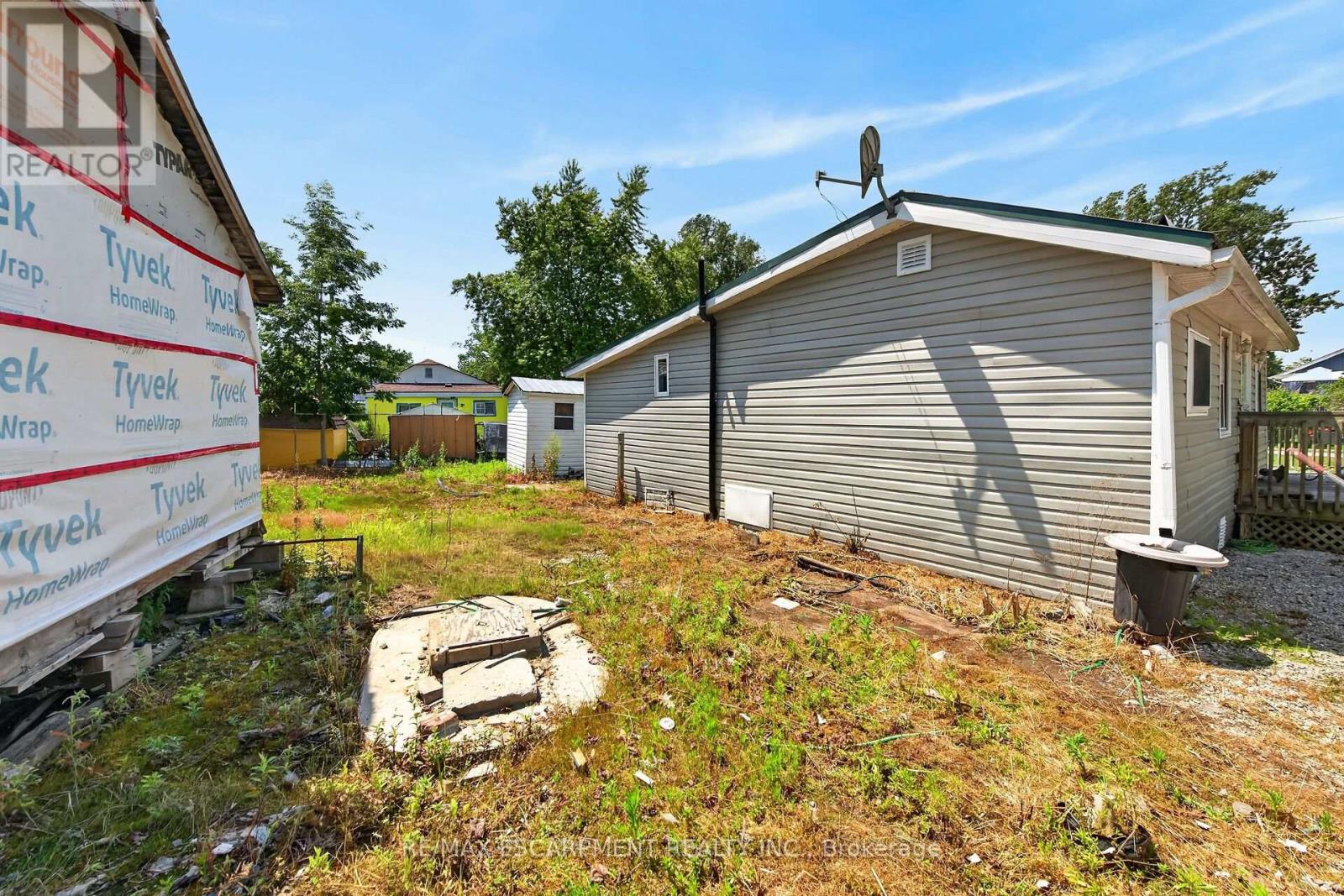 19 BARBARA DRIVE - 29