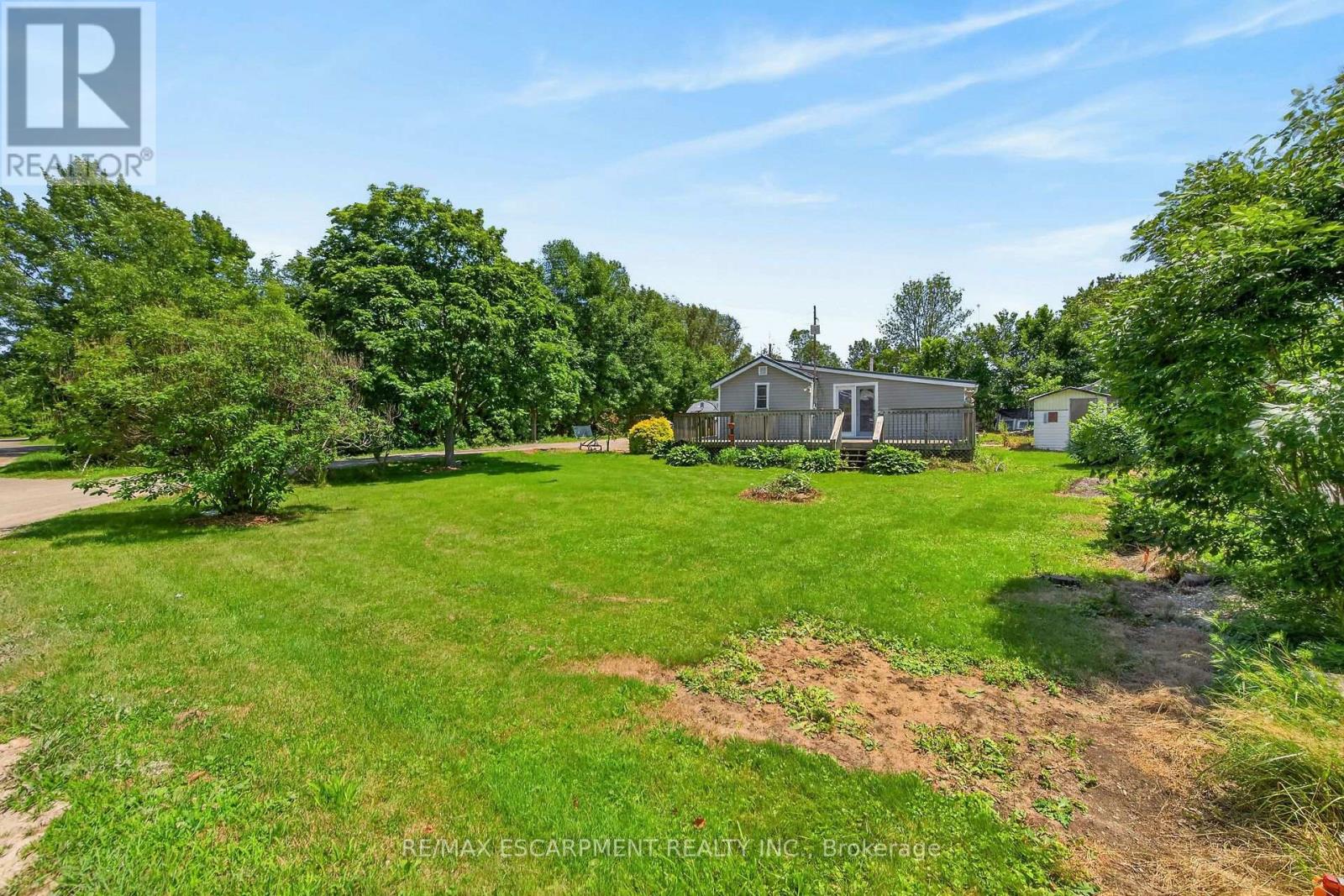 19 BARBARA DRIVE - 36