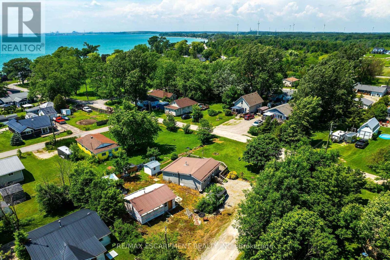 19 BARBARA DRIVE - 40