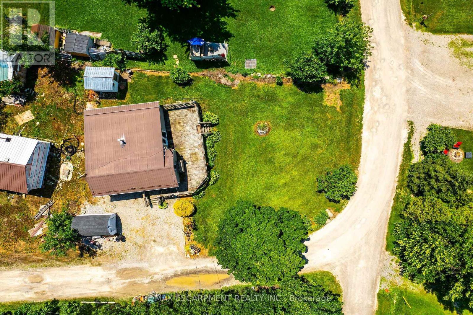 19 BARBARA DRIVE - 41