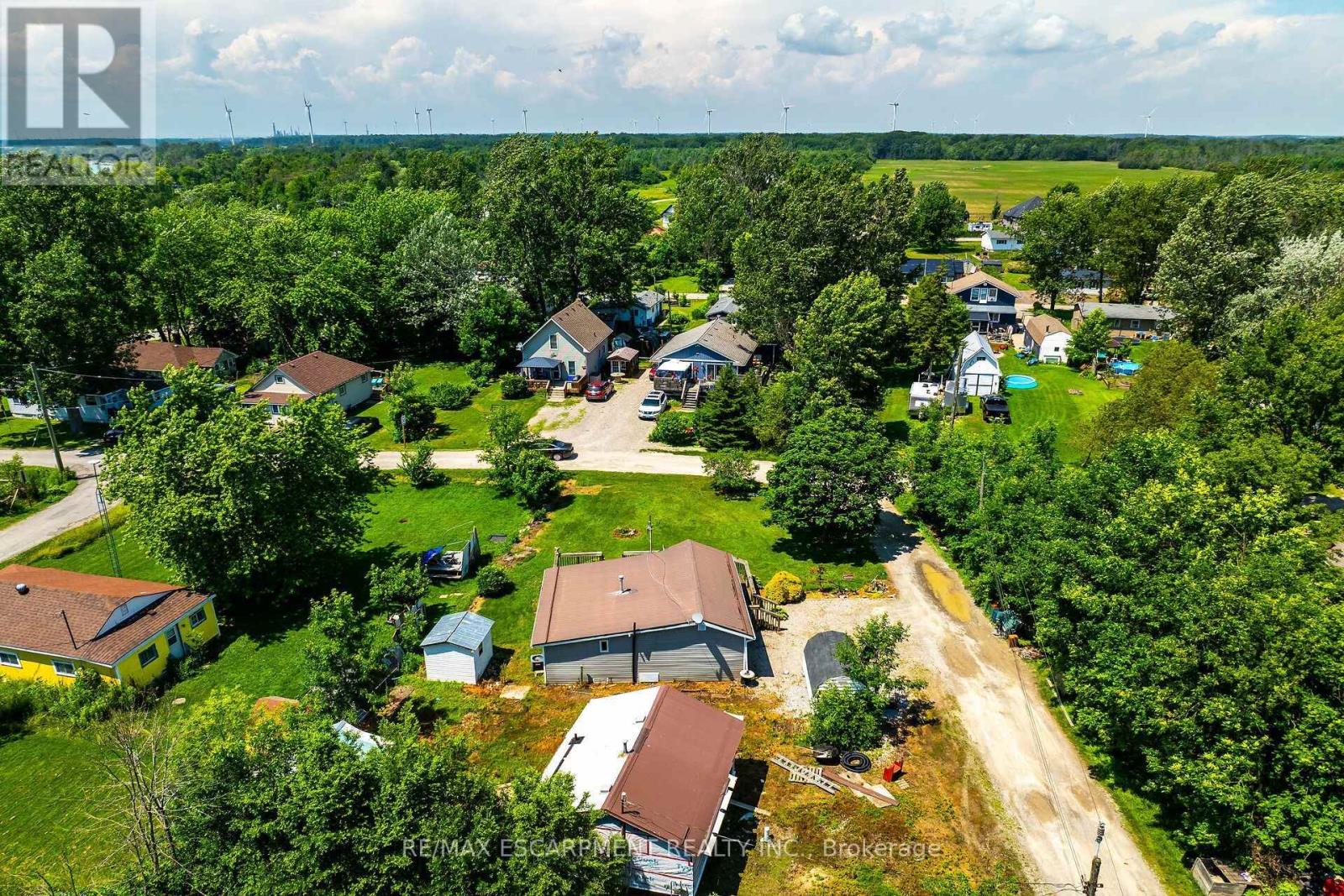 19 BARBARA DRIVE - 43