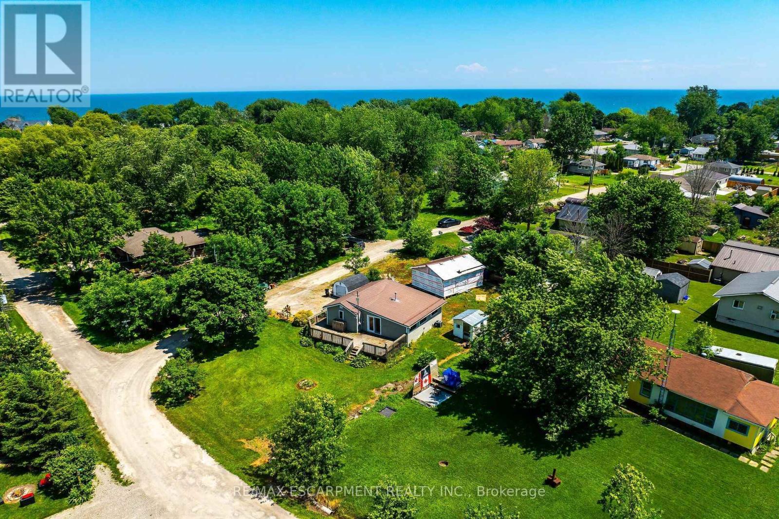 19 BARBARA DRIVE - 46