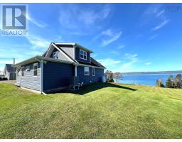 4pc Ensuite bath - 3359 West Bay Rd, St  Georges Channel, NS B0E3K0 Photo 9