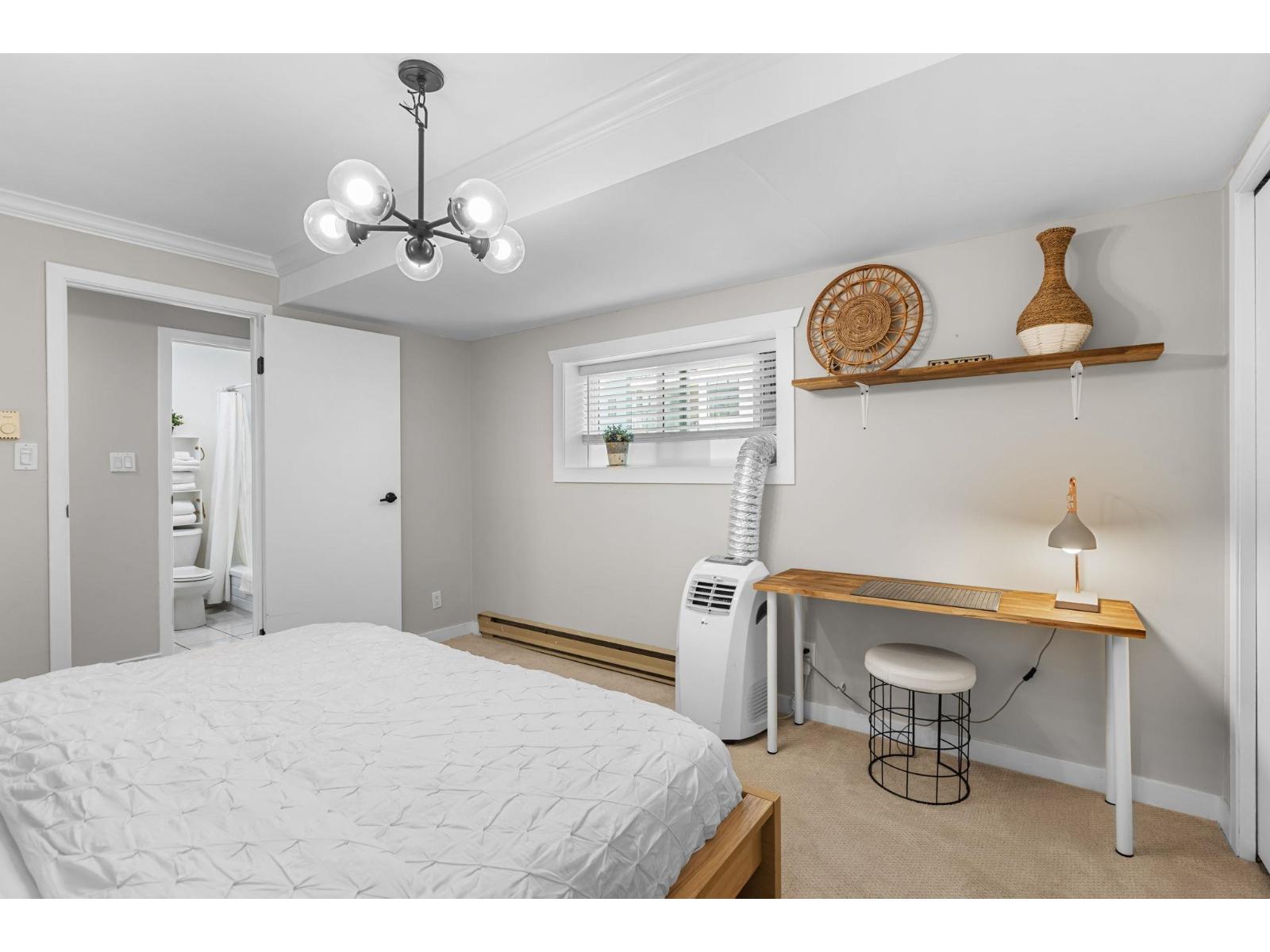 13 450 ESPLANADE AVENUE, Harrison Hot Springs, Harrison Hot Springs
