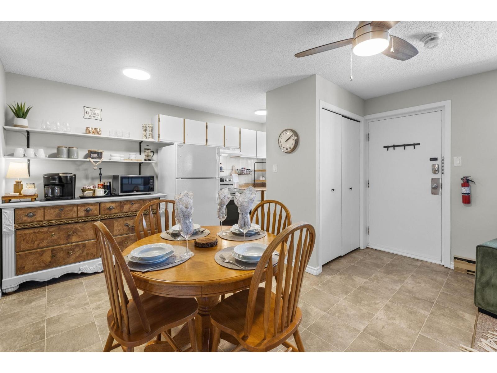 13 450 ESPLANADE AVENUE, Harrison Hot Springs, Harrison Hot Springs