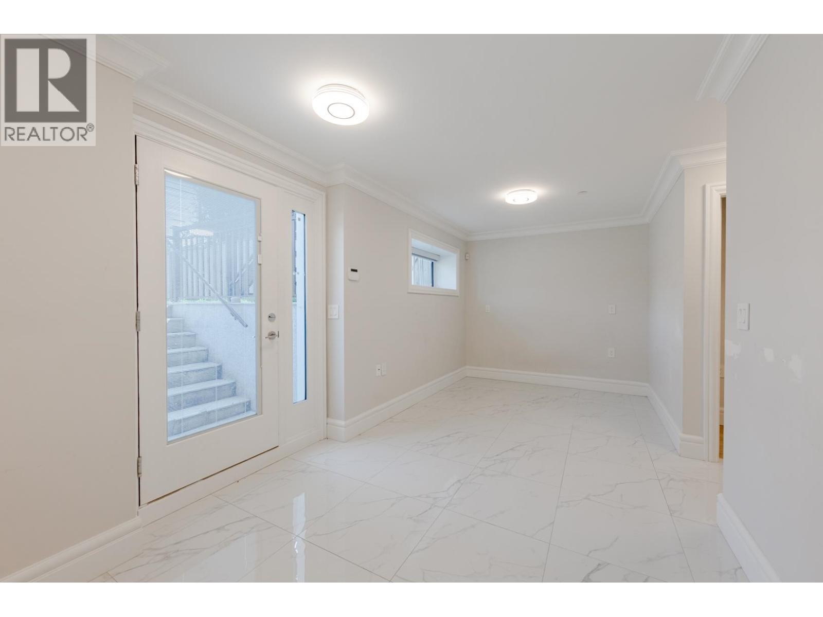 7 Bed, 6 Bath House for Sale in Vancouver – 3559 E 48TH AVENUE, Vancouver – MLS# R3146895 - Image 24