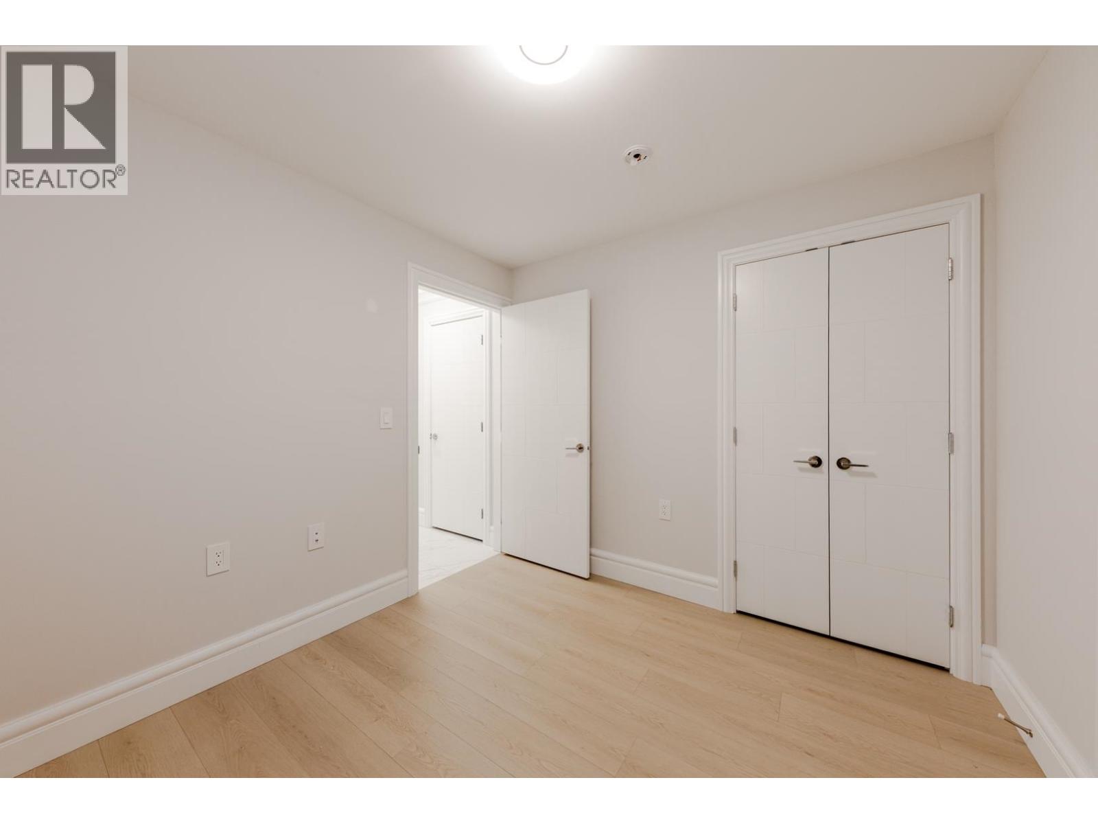 7 Bed, 6 Bath House for Sale in Vancouver – 3559 E 48TH AVENUE, Vancouver – MLS# R3146895 - Image 33