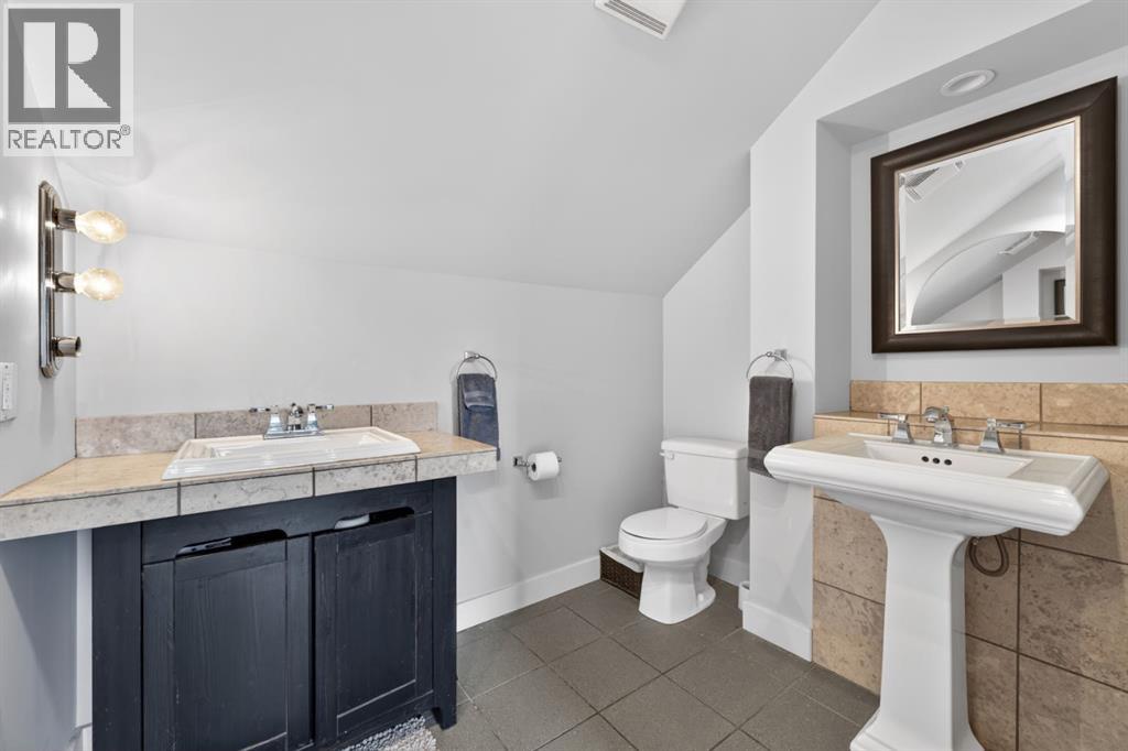 625 29 Avenue SW - 19