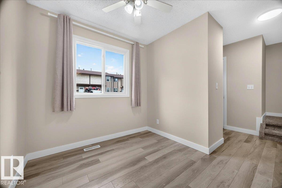 #23 10453 20 AV NW - 16