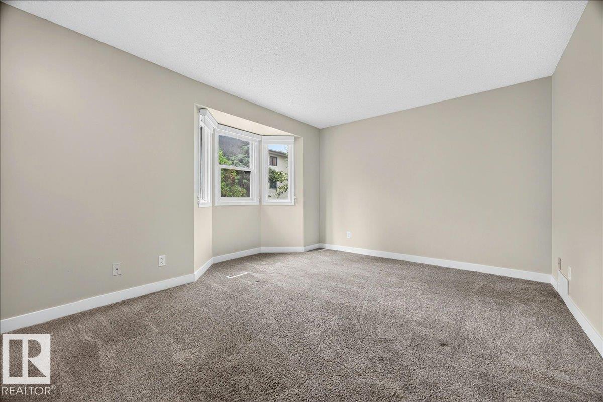 #23 10453 20 AV NW - 31