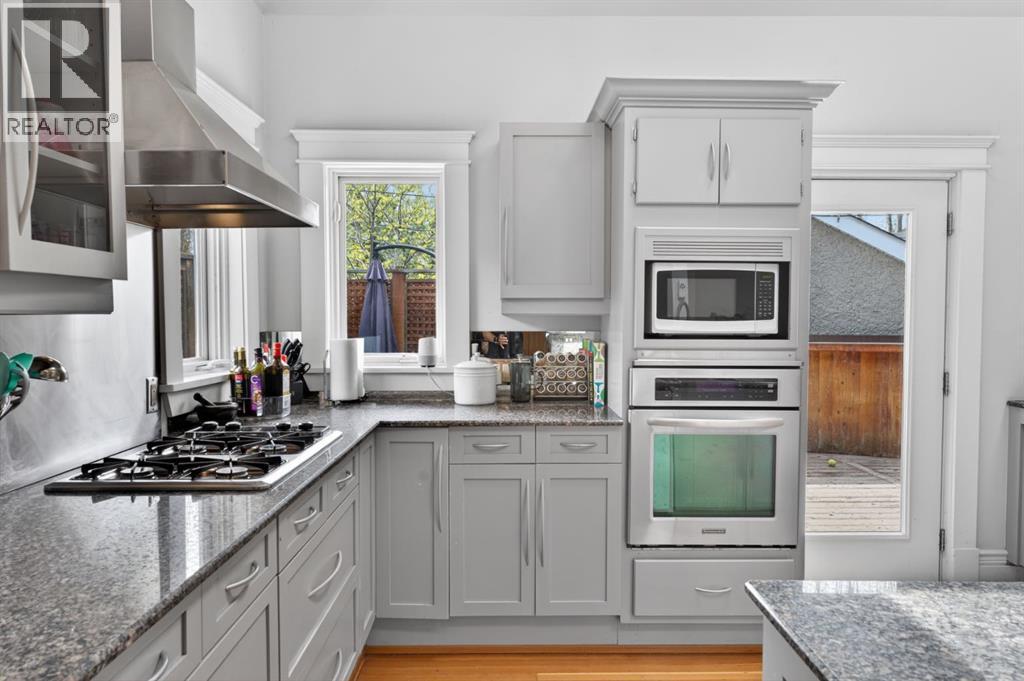 625 29 Avenue SW - 13