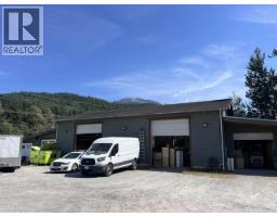 38940 Loggers Lane, Squamish, BC V8B0A4 Photo 21
