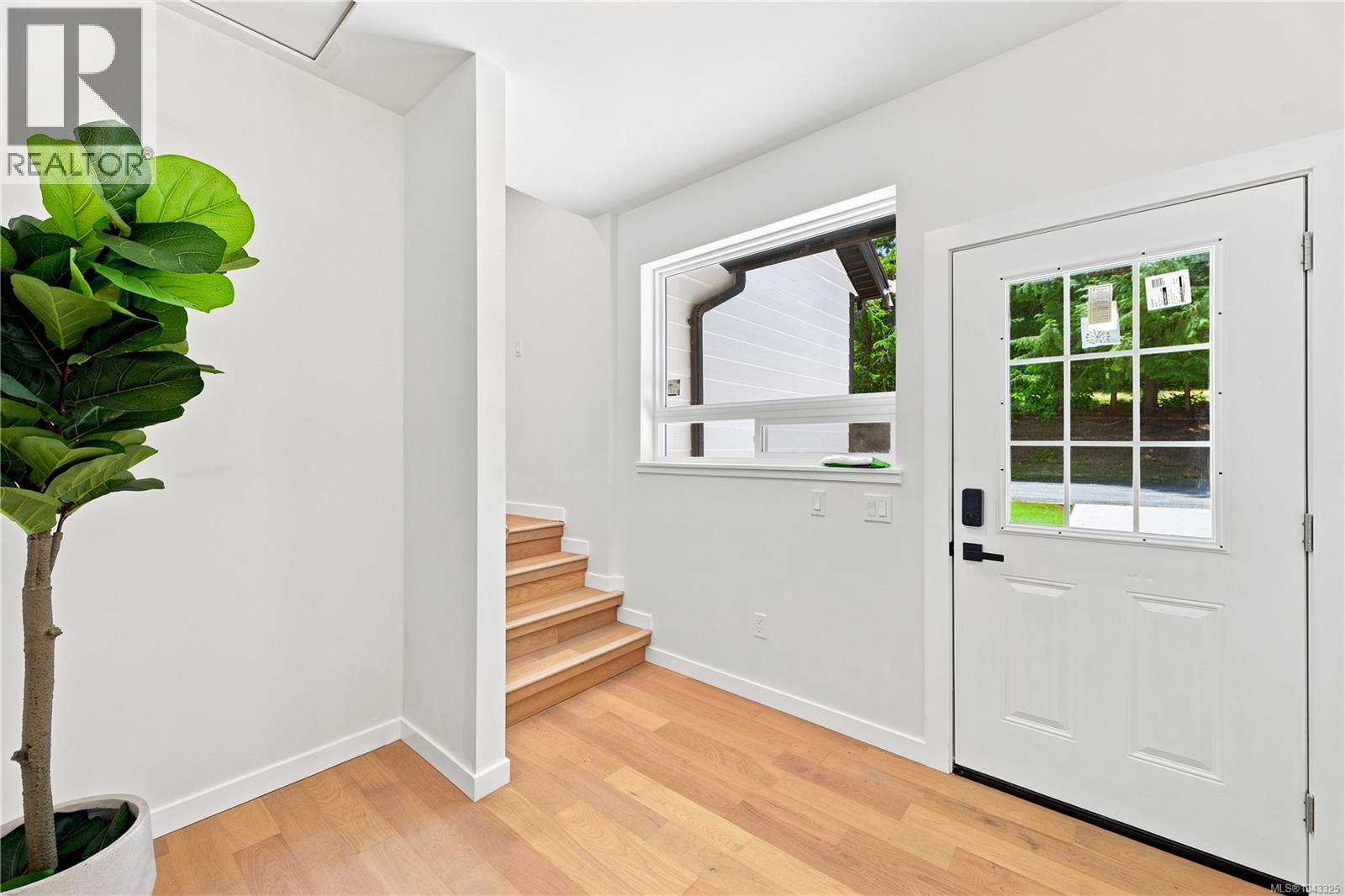 5905 Menzies Rd - 33
