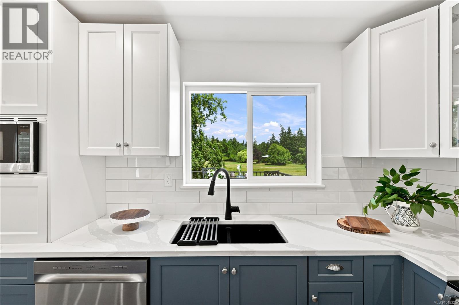 5905 Menzies Rd - 11