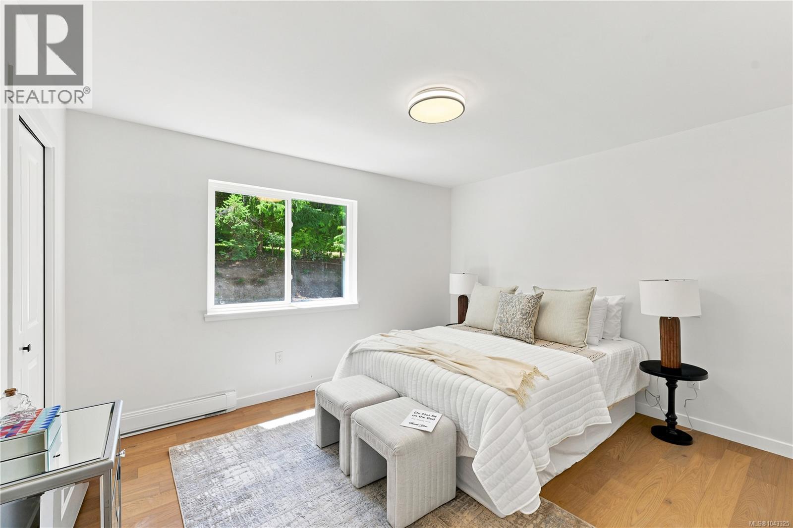 5905 Menzies Rd - 19