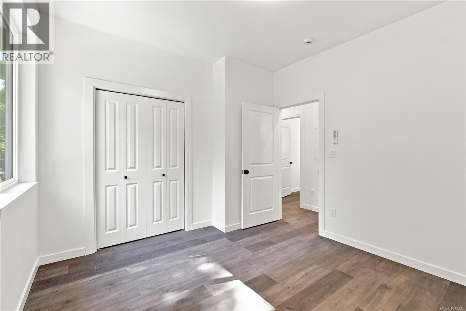 5905 Menzies Rd - 40