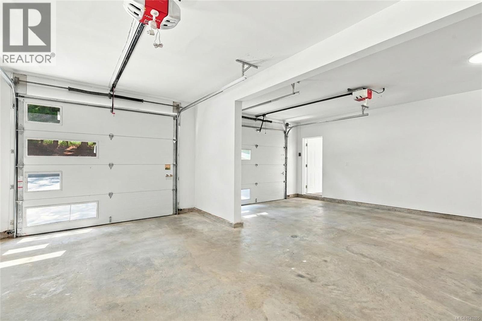 5905 Menzies Rd - 47
