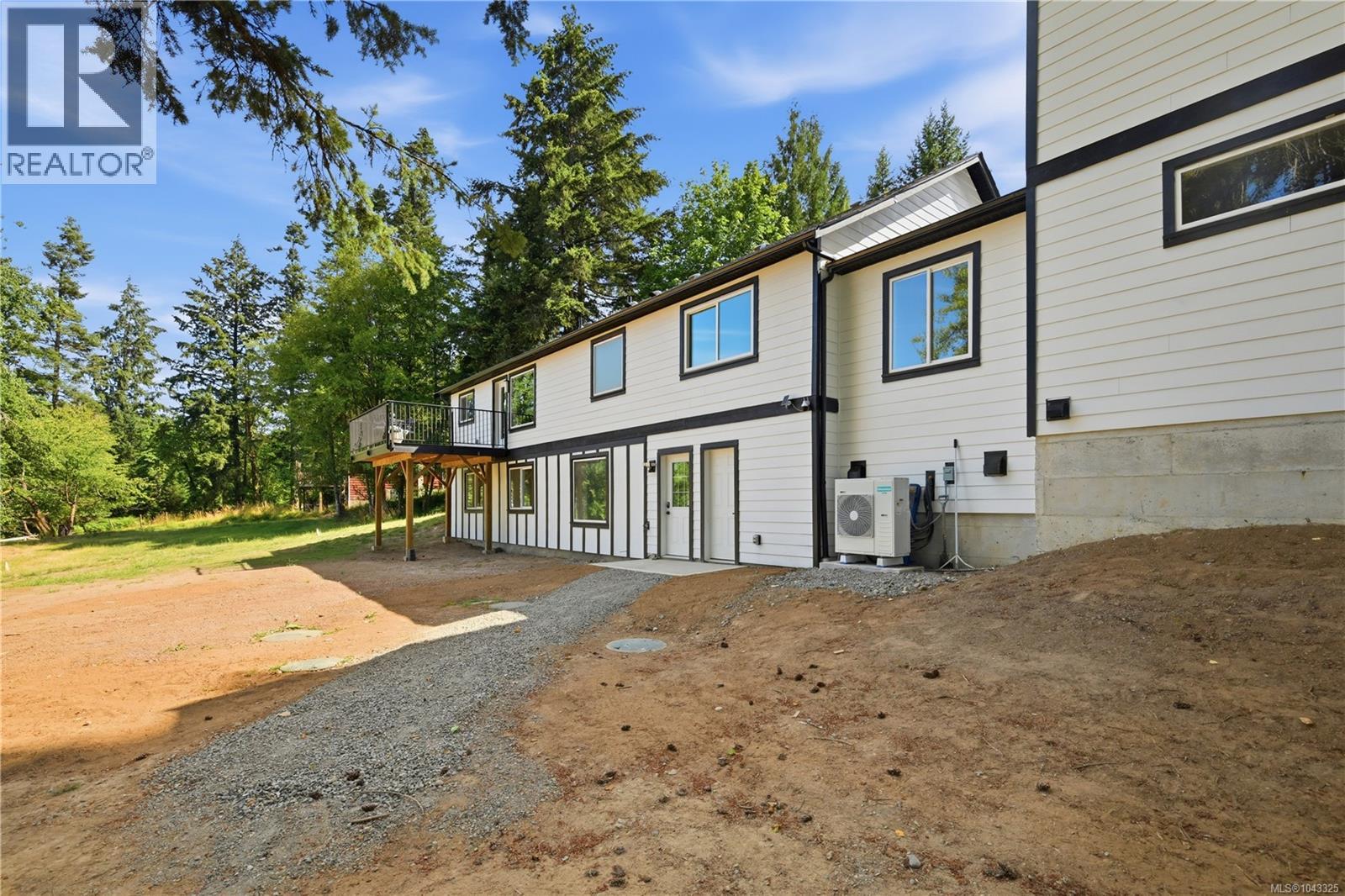 5905 Menzies Rd - 52