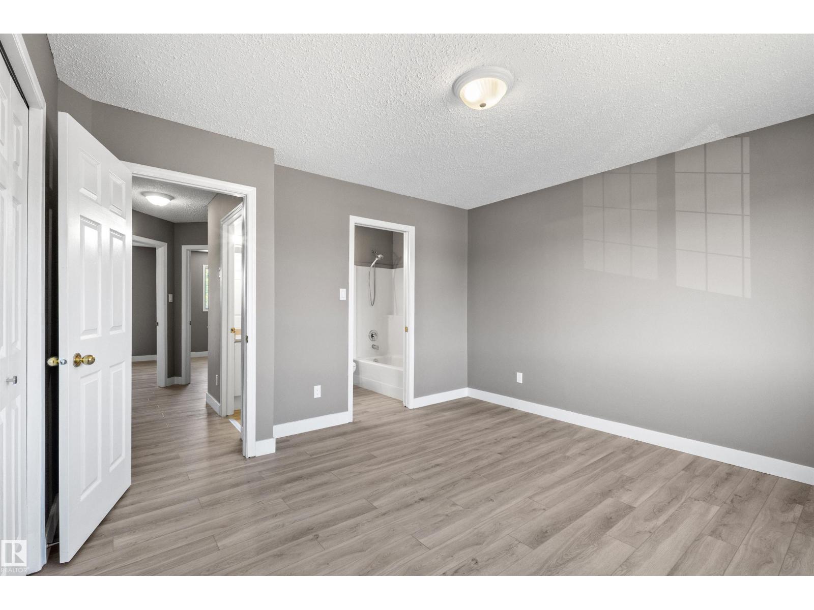 6837 159A AV NW - Image 32