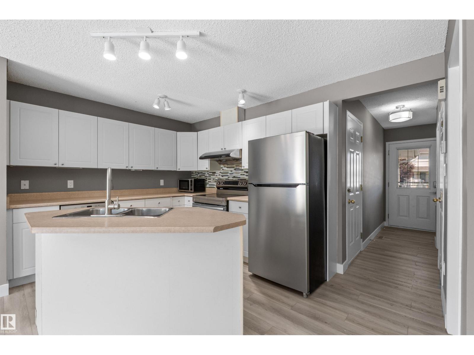 6837 159A AV NW - 20