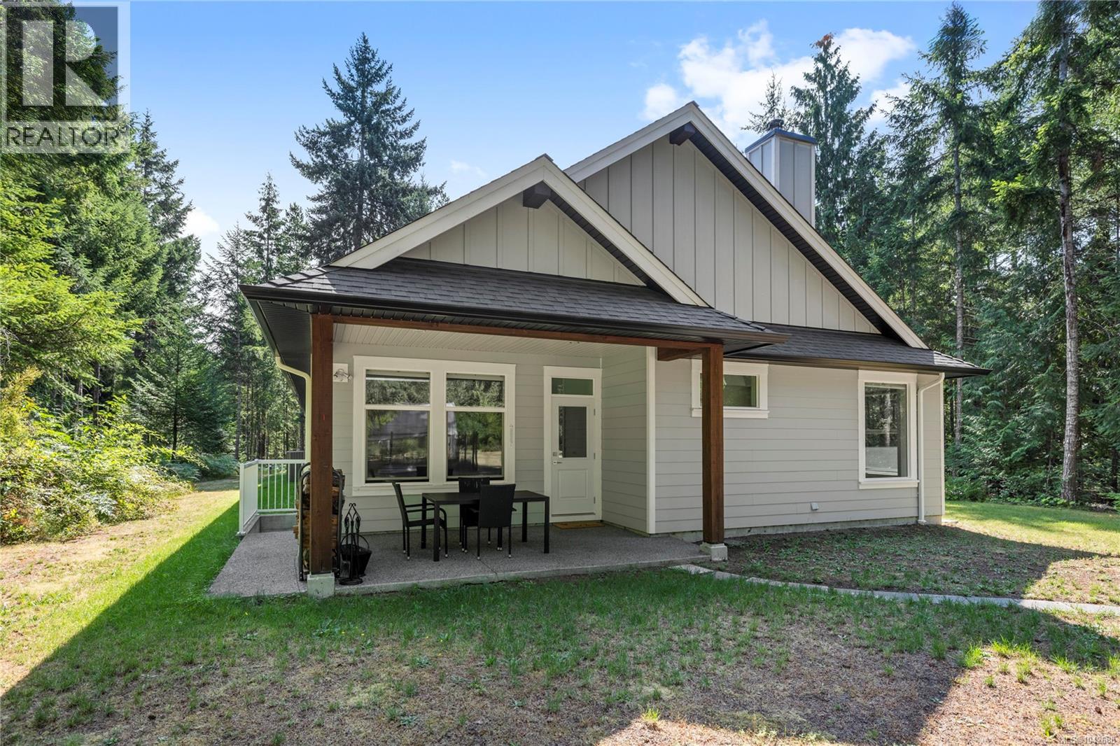480 Oakdowne Rd, Qualicum Beach