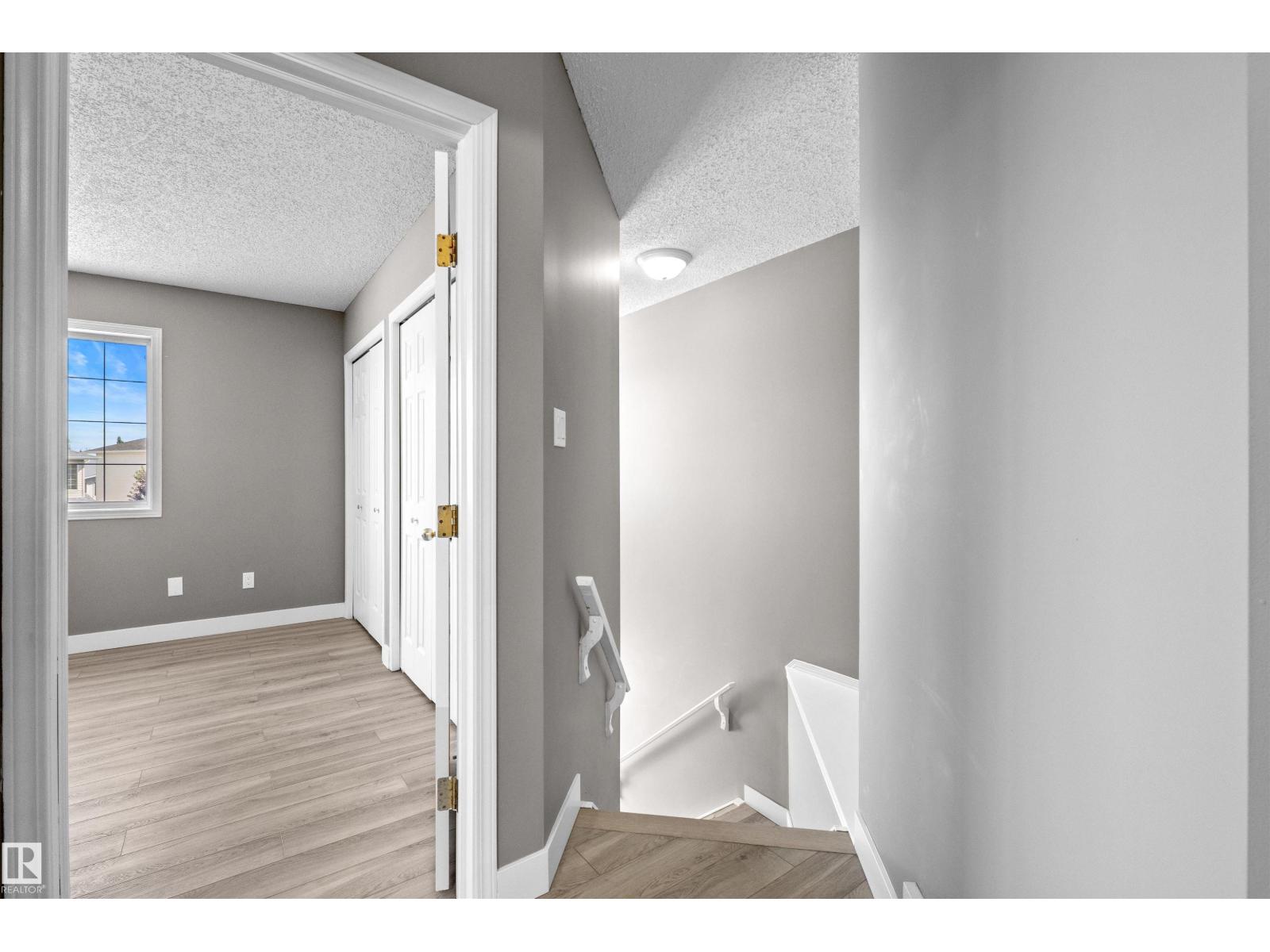 6837 159A AV NW - 31