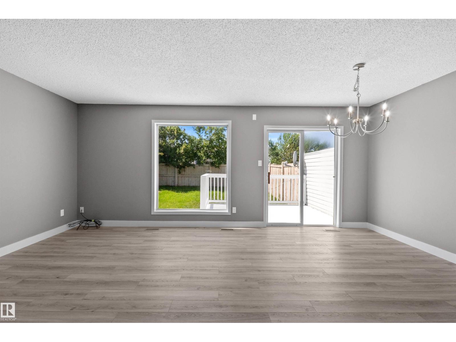 6837 159A AV NW - 25