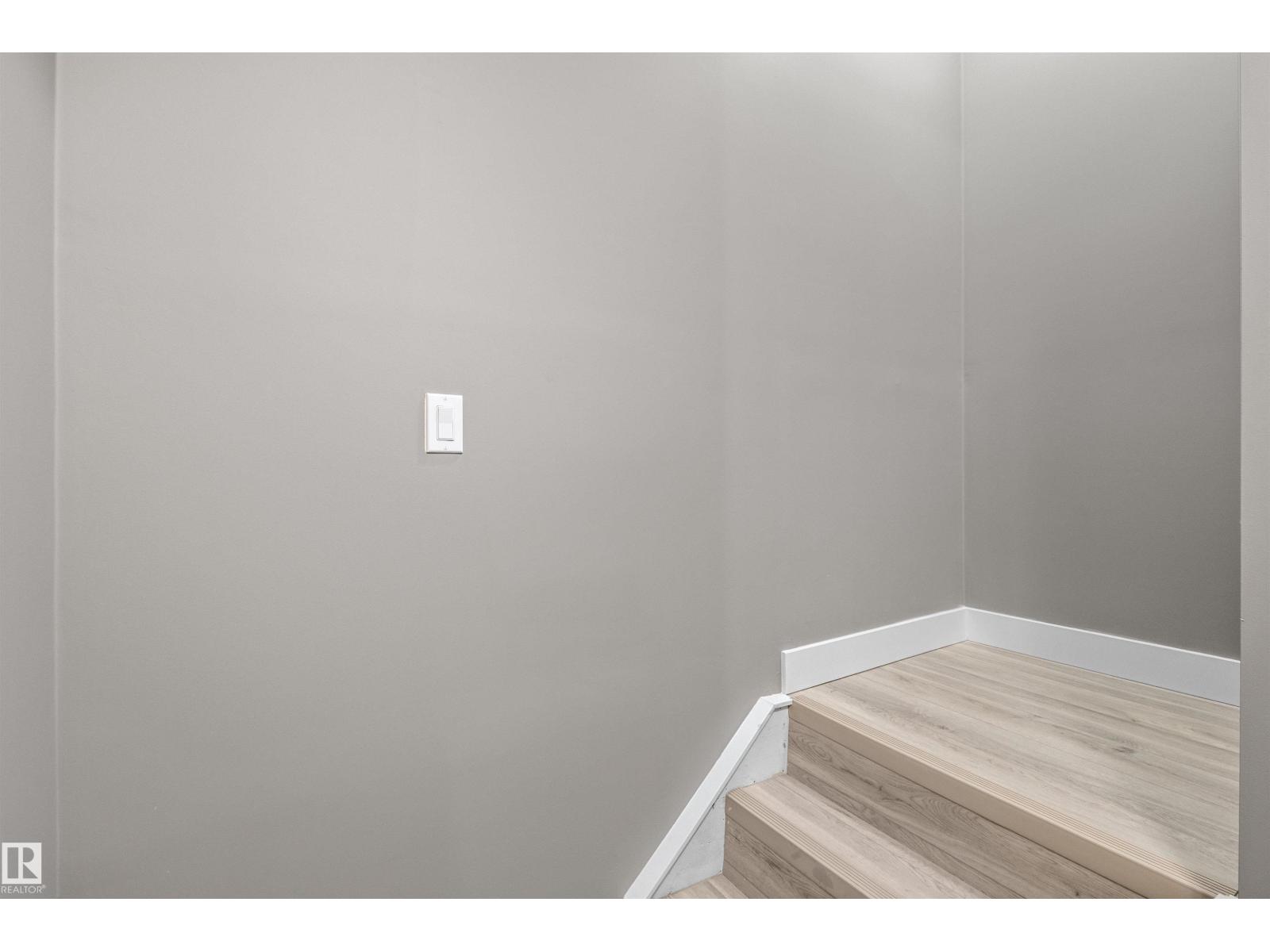 6837 159A AV NW - 55