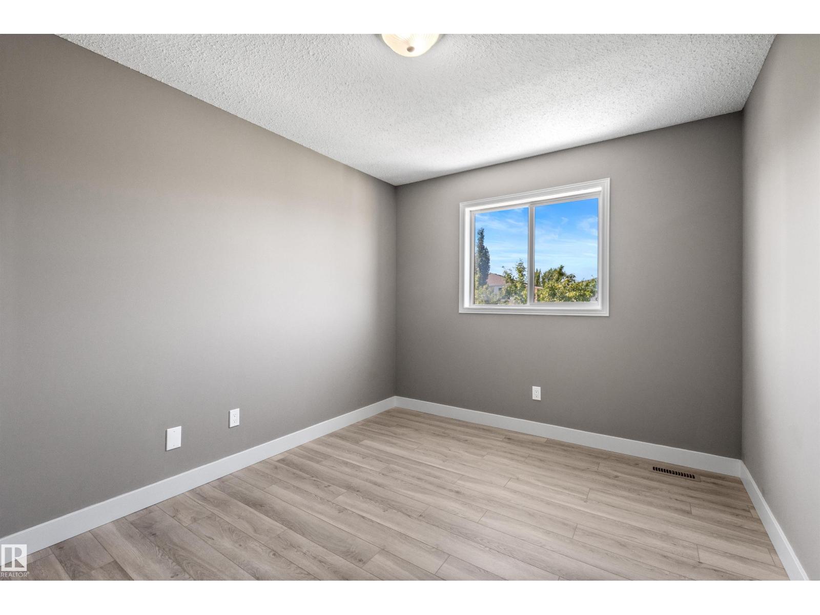 6837 159A AV NW - 53