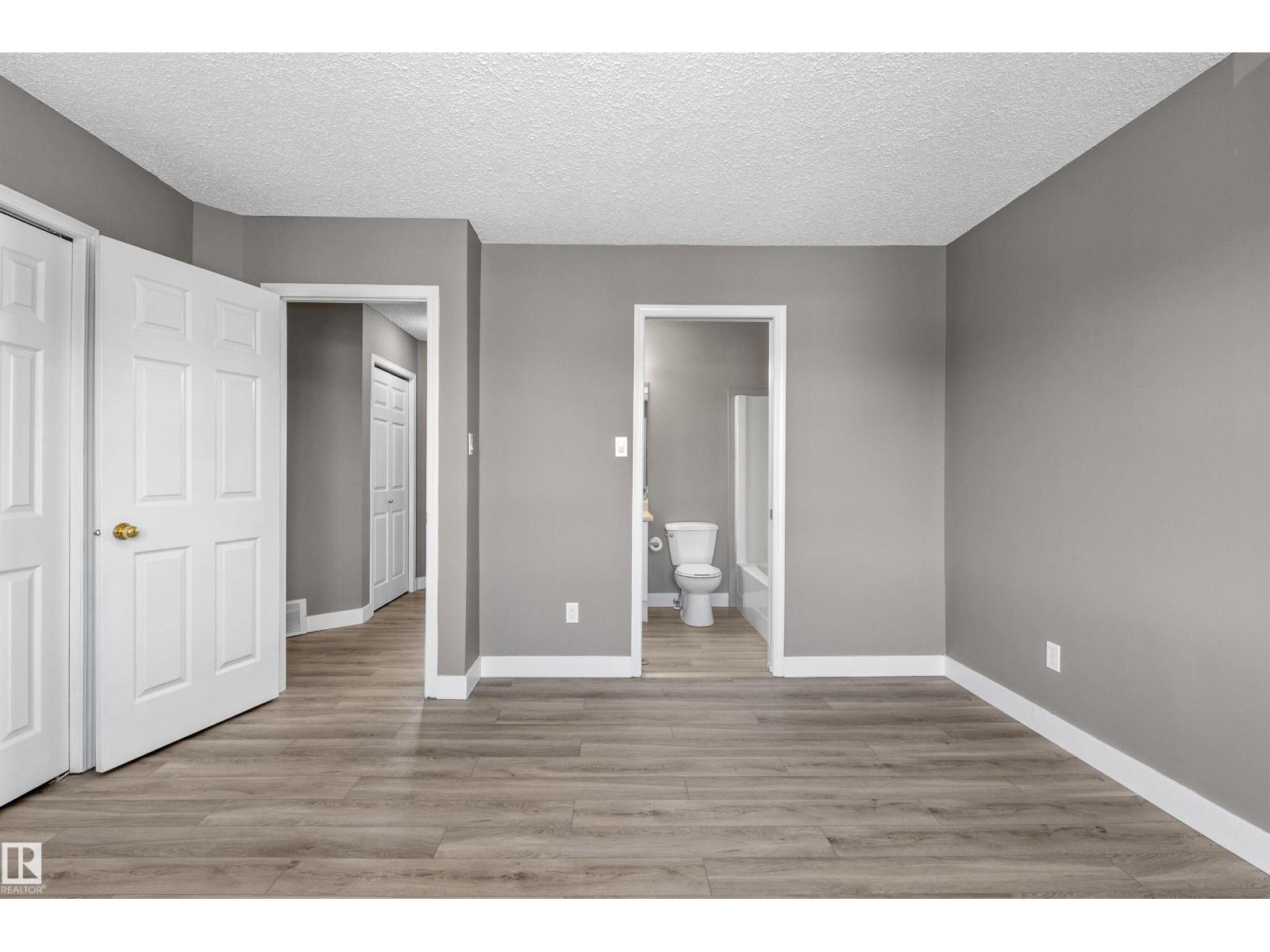 6837 159A AV NW - 37