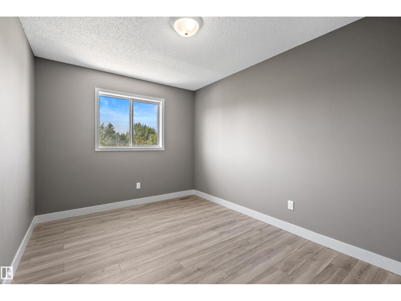6837 159A AV NW - 51